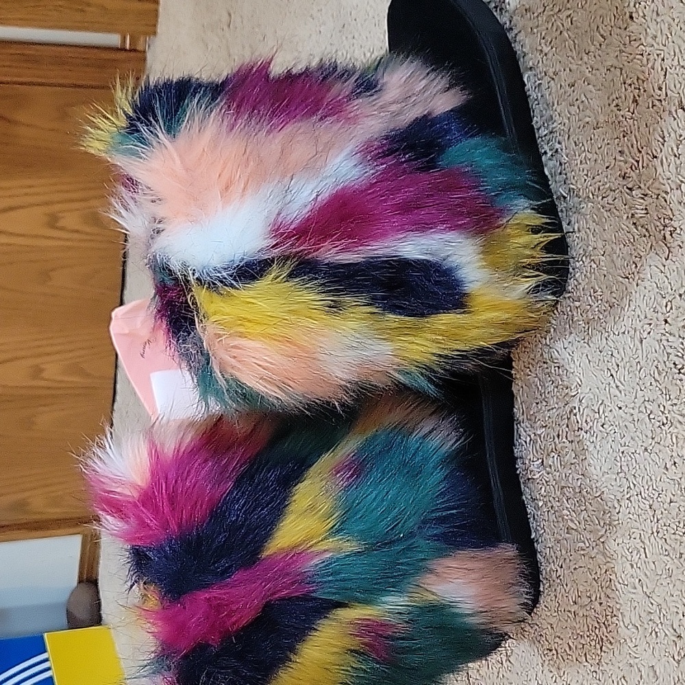 Penny Loves Kenny Faux Fur Boots - Picture 3 of 6